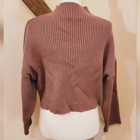 🤎 Zara Women’s Cropped Ribbed Mock Turtleneck Sweater – Size Large 🤎 - Picture 3 of 5